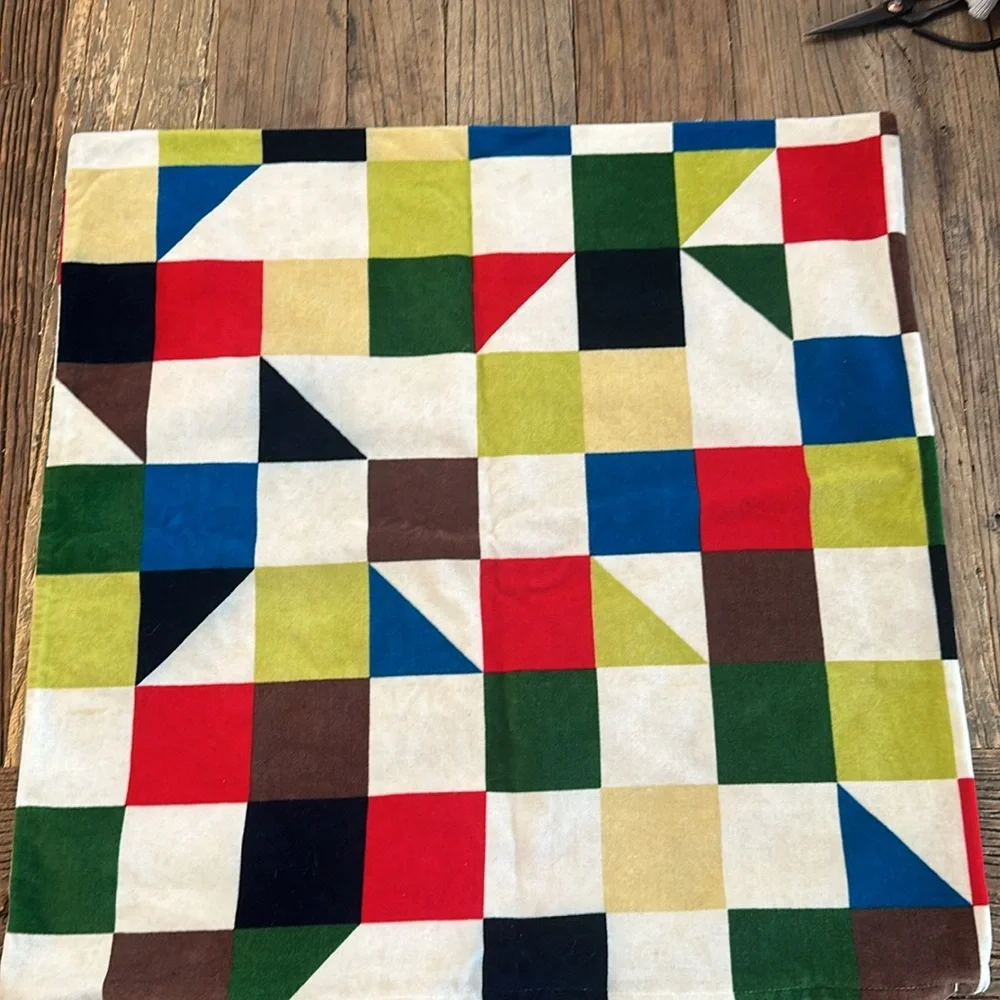 IKEA Tulpantrad Pillow Cover